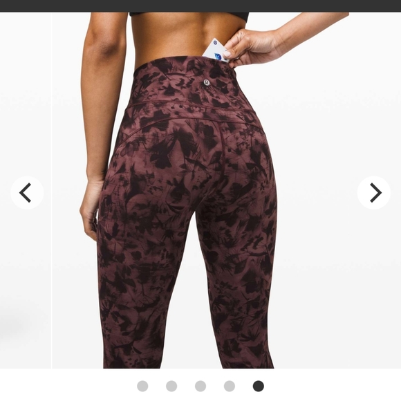 Like New! In Movement Tight - Picture 3 of 6